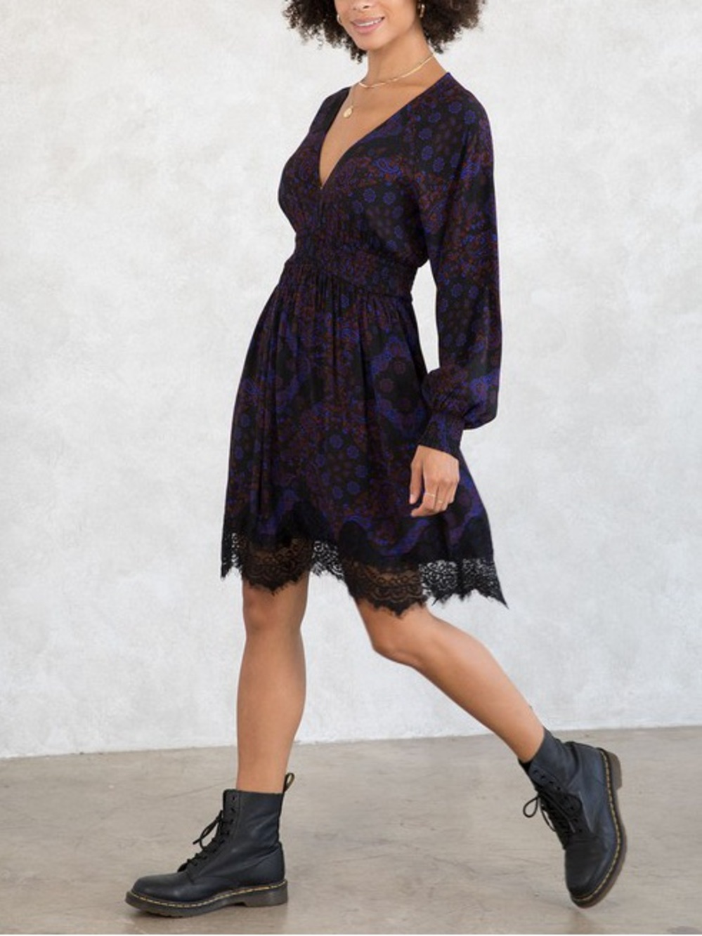 NWT LoveStitch Black dress lace vneck smocked waist- long sleeve paisley print S - Picture 3 of 7
